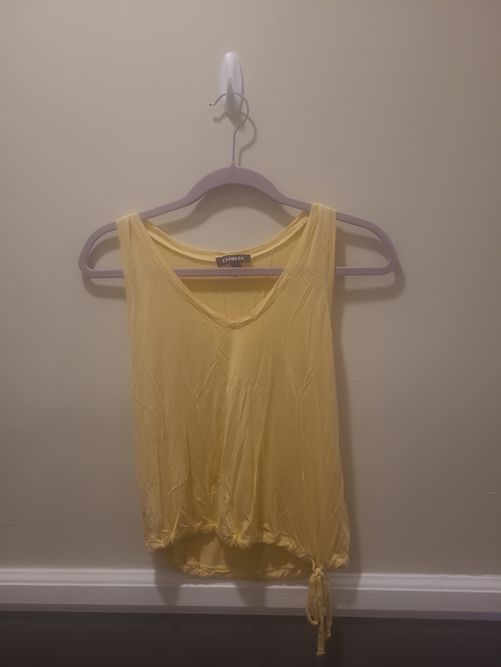 Express Yellow V-Neck Tie-Hem Women's Tank Top